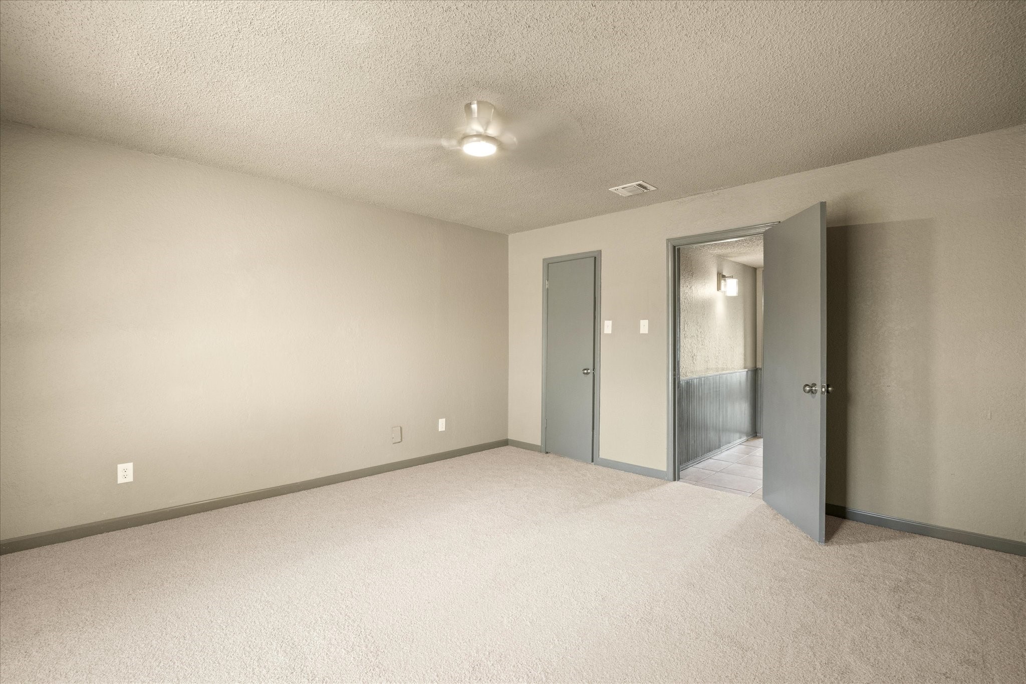 615 Whisperview Circle Granbury TX 76049