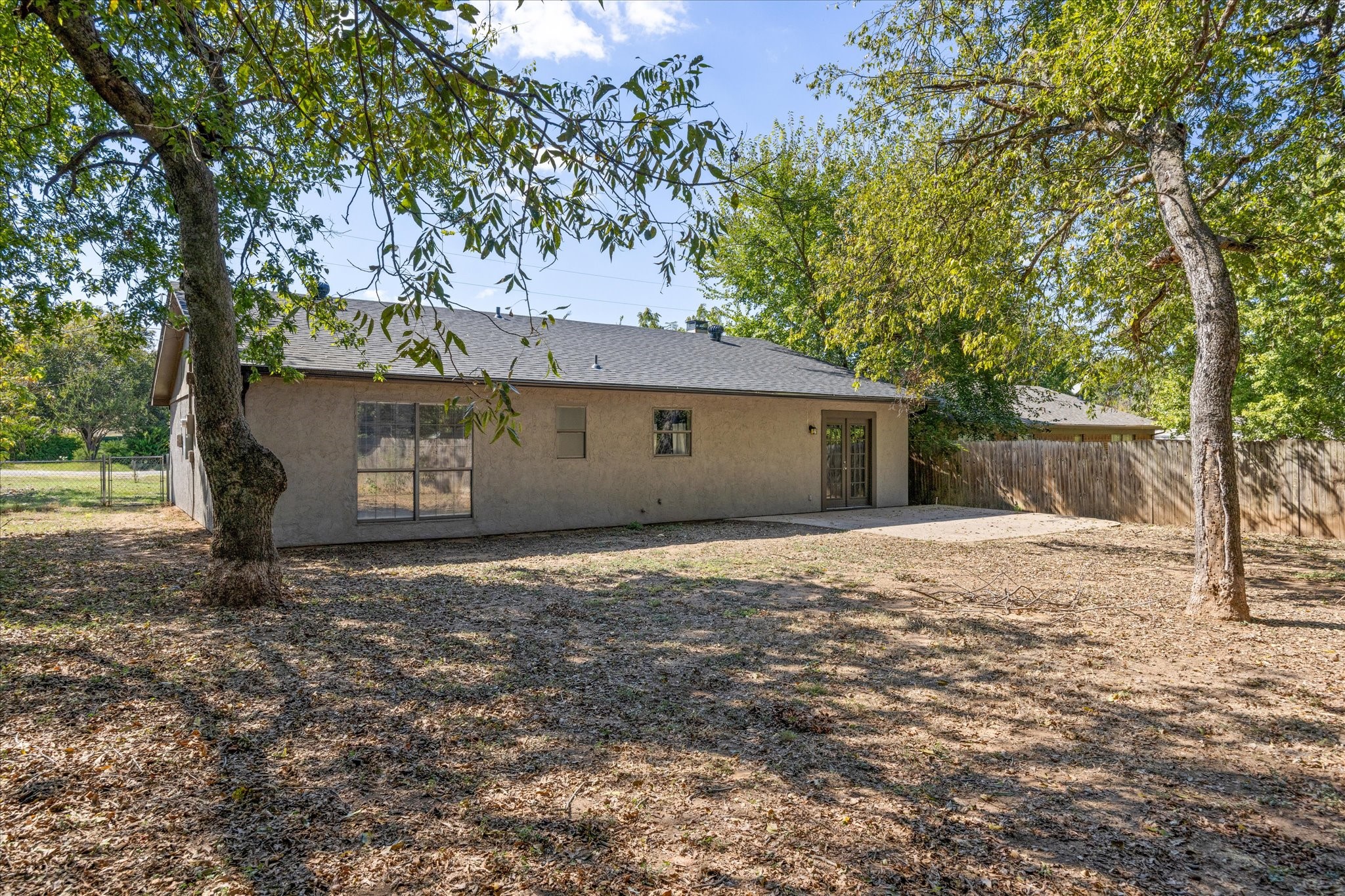 615 Whisperview Circle Granbury TX 76049