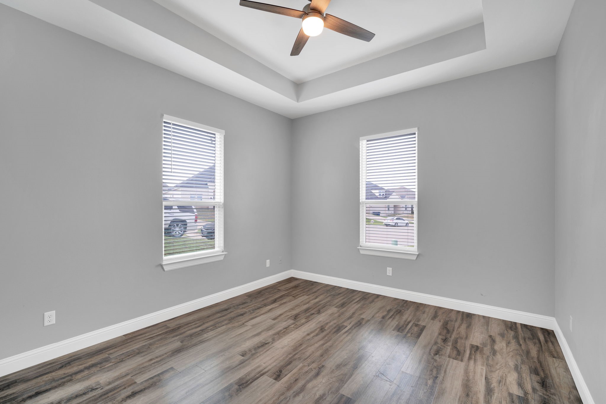 702 Chester Court Ennis TX 75119