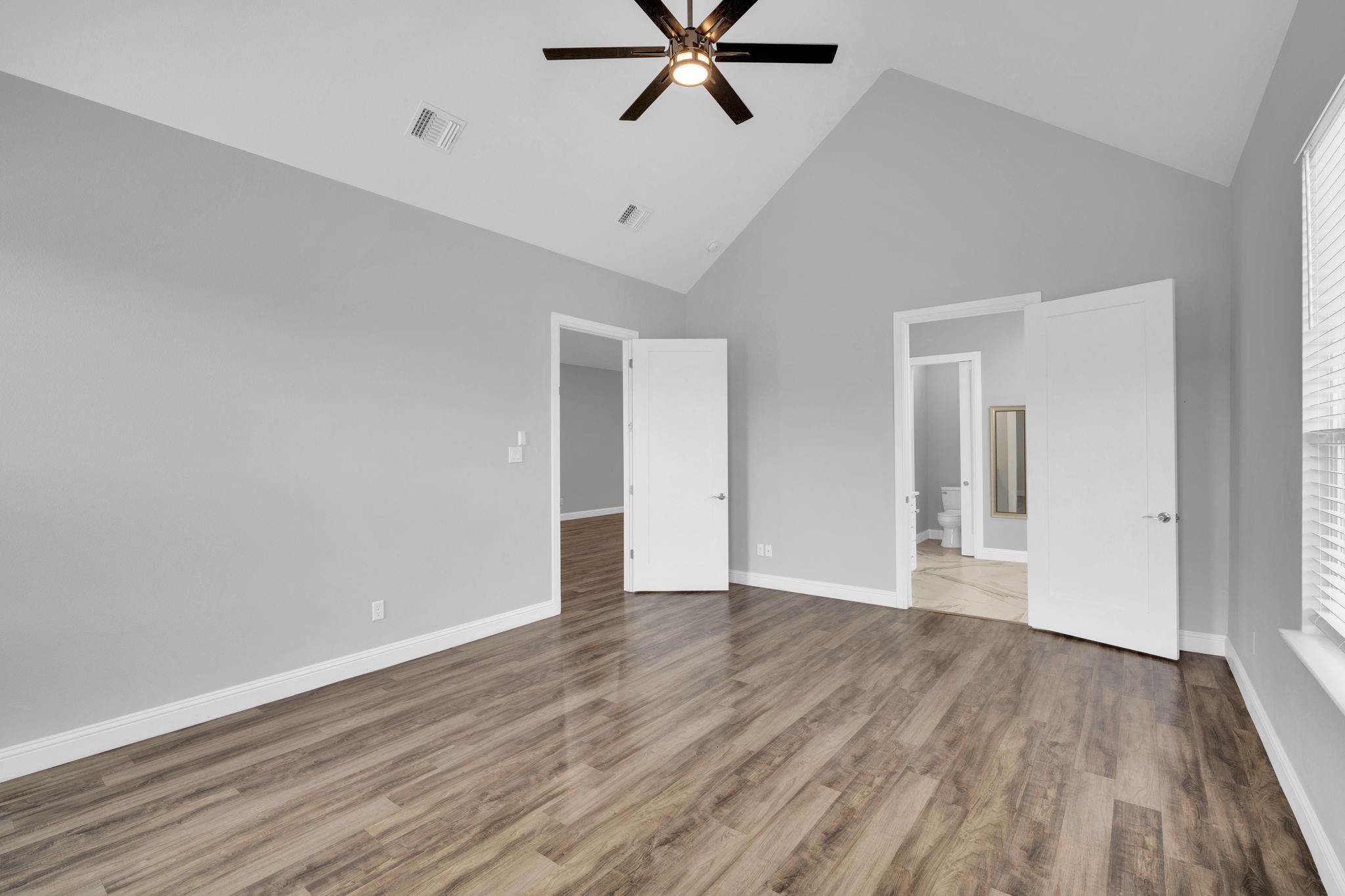 702 Chester Court Ennis TX 75119