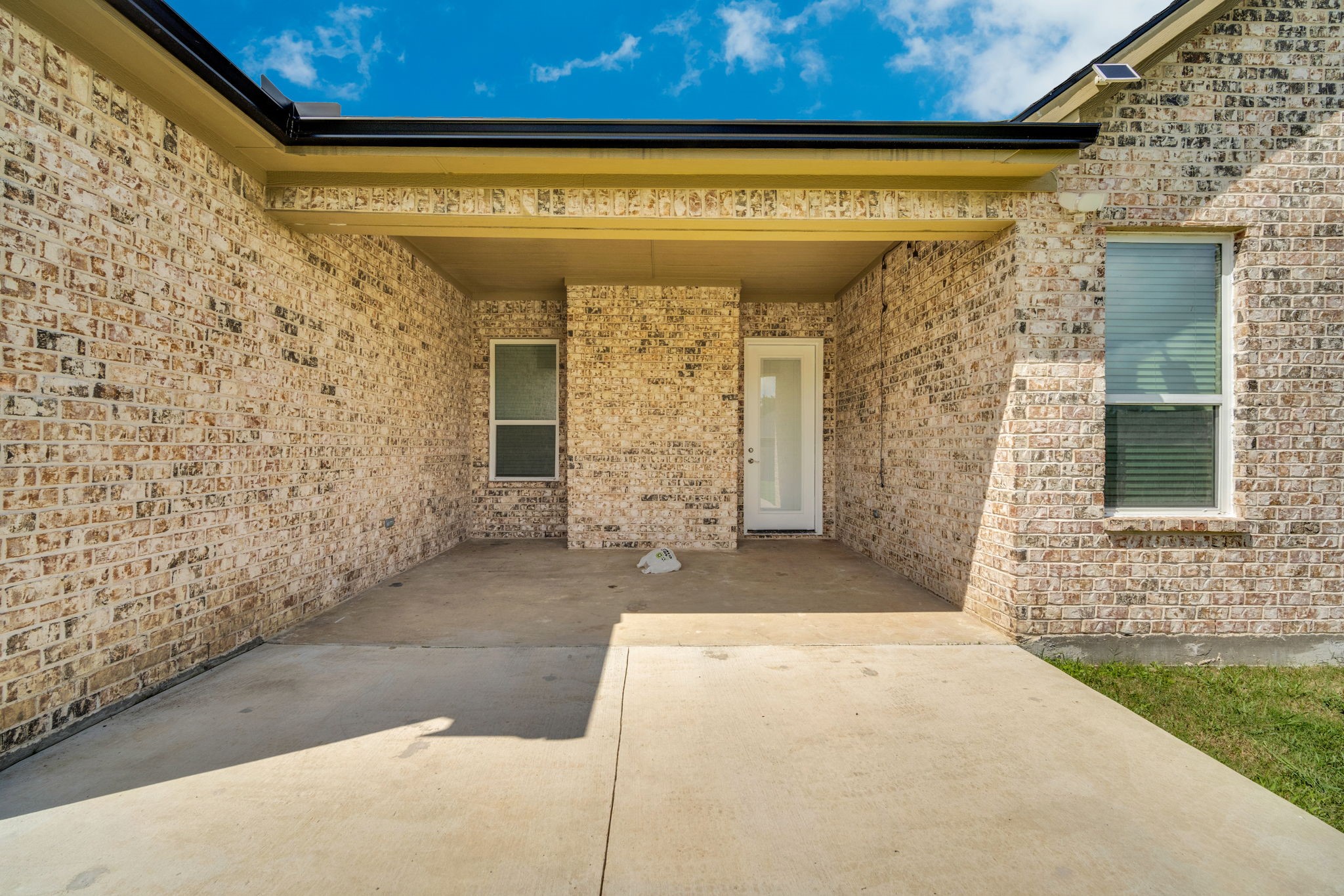 702 Chester Court Ennis TX 75119