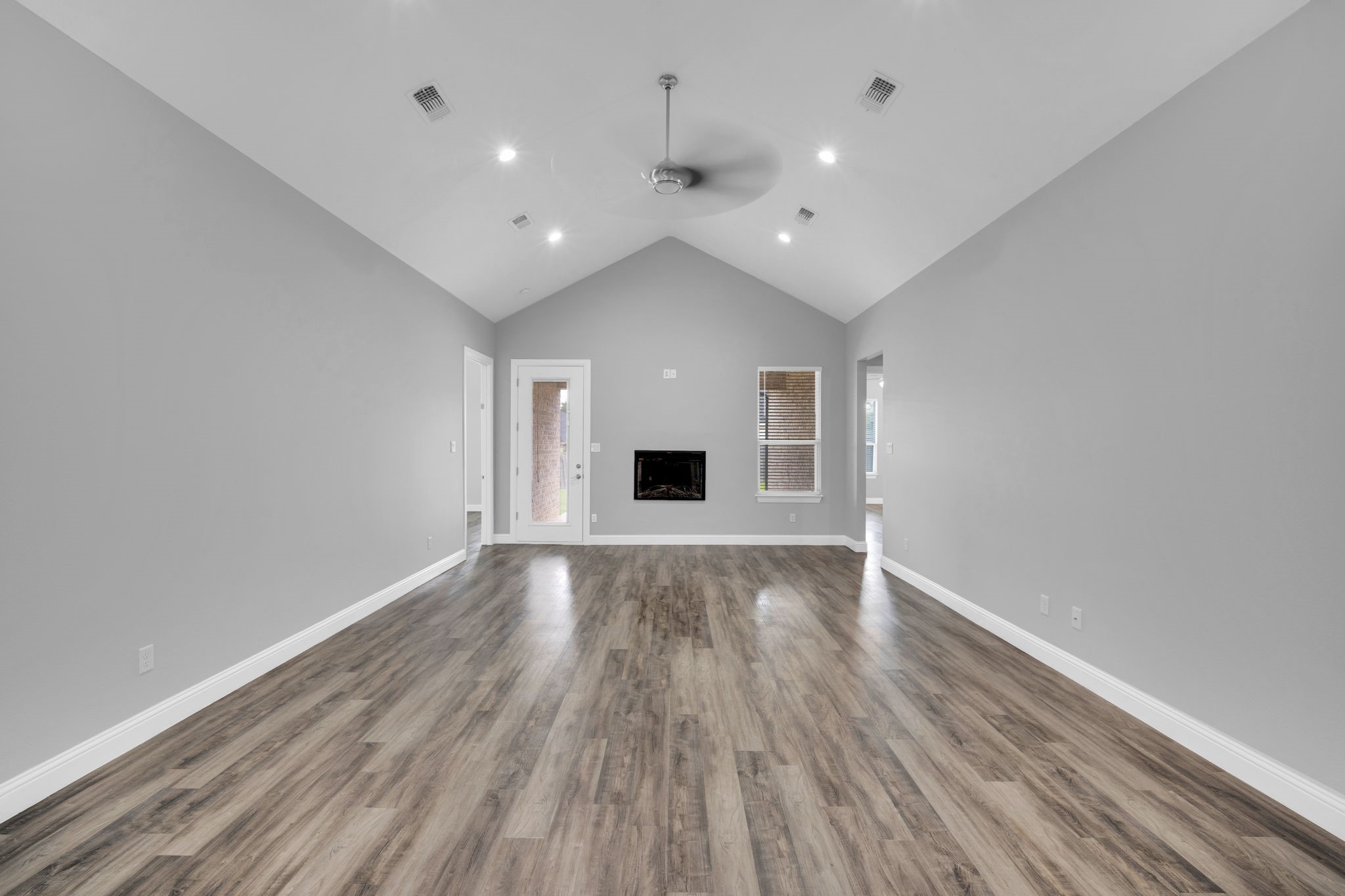 702 Chester Court Ennis TX 75119