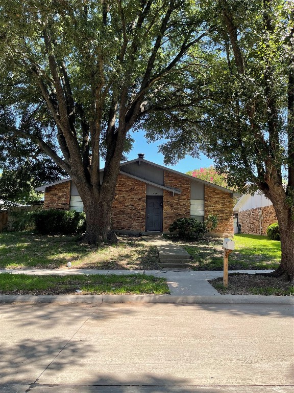 6338 Green Valley Drive Garland TX 75043
