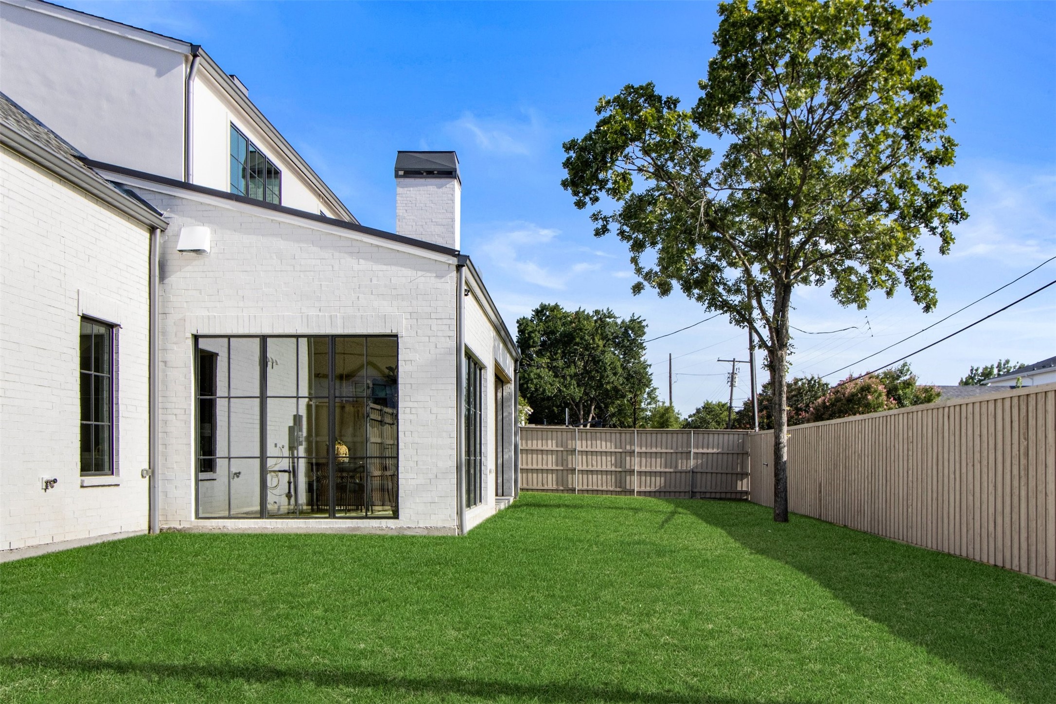 10335 Hedgeway Drive Dallas TX 75229
