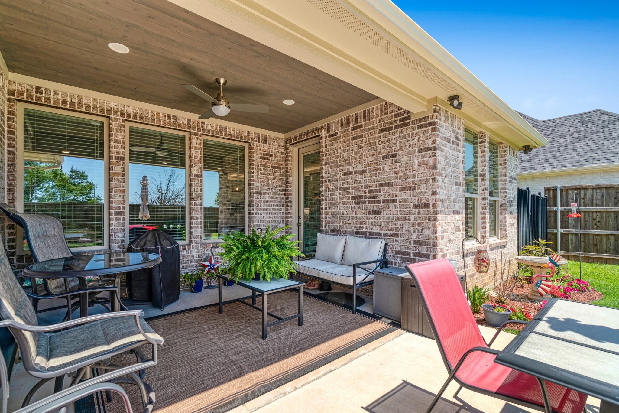 1040 Cannon Place Paris TX 75462