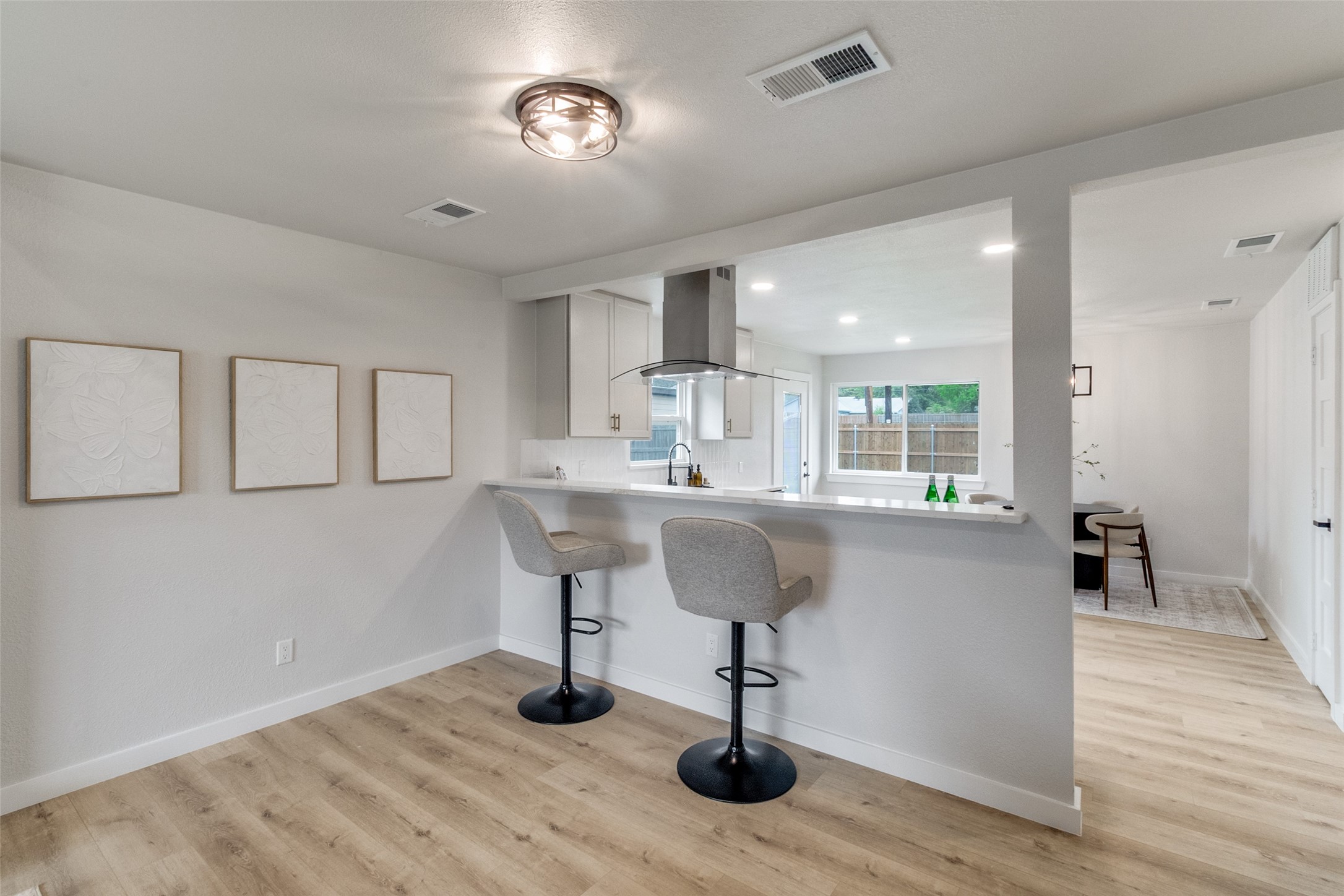 706 Via Del Rey Mesquite TX 75150