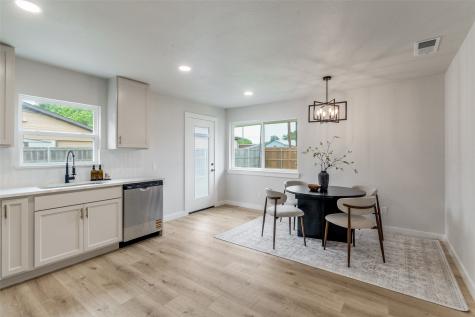 706 Via Del Rey Mesquite TX 75150