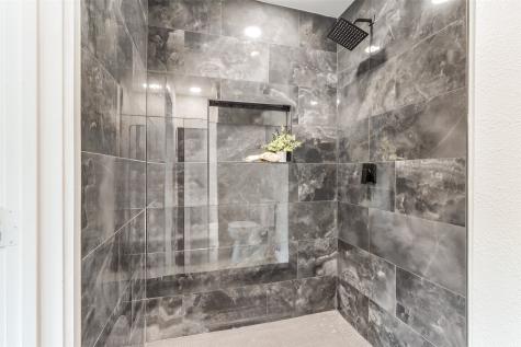 706 Via Del Rey Mesquite TX 75150