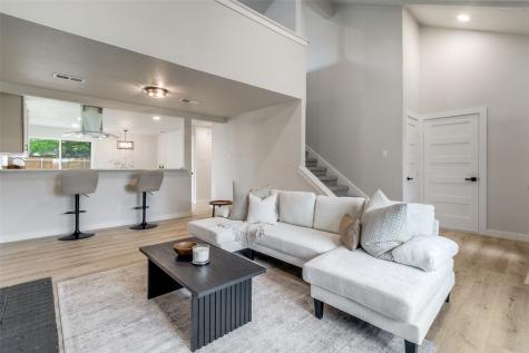 706 Via Del Rey Mesquite TX 75150