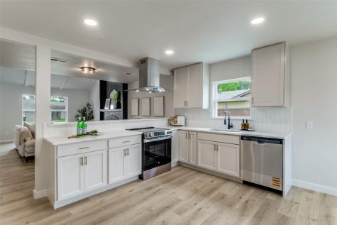 706 Via Del Rey Mesquite TX 75150