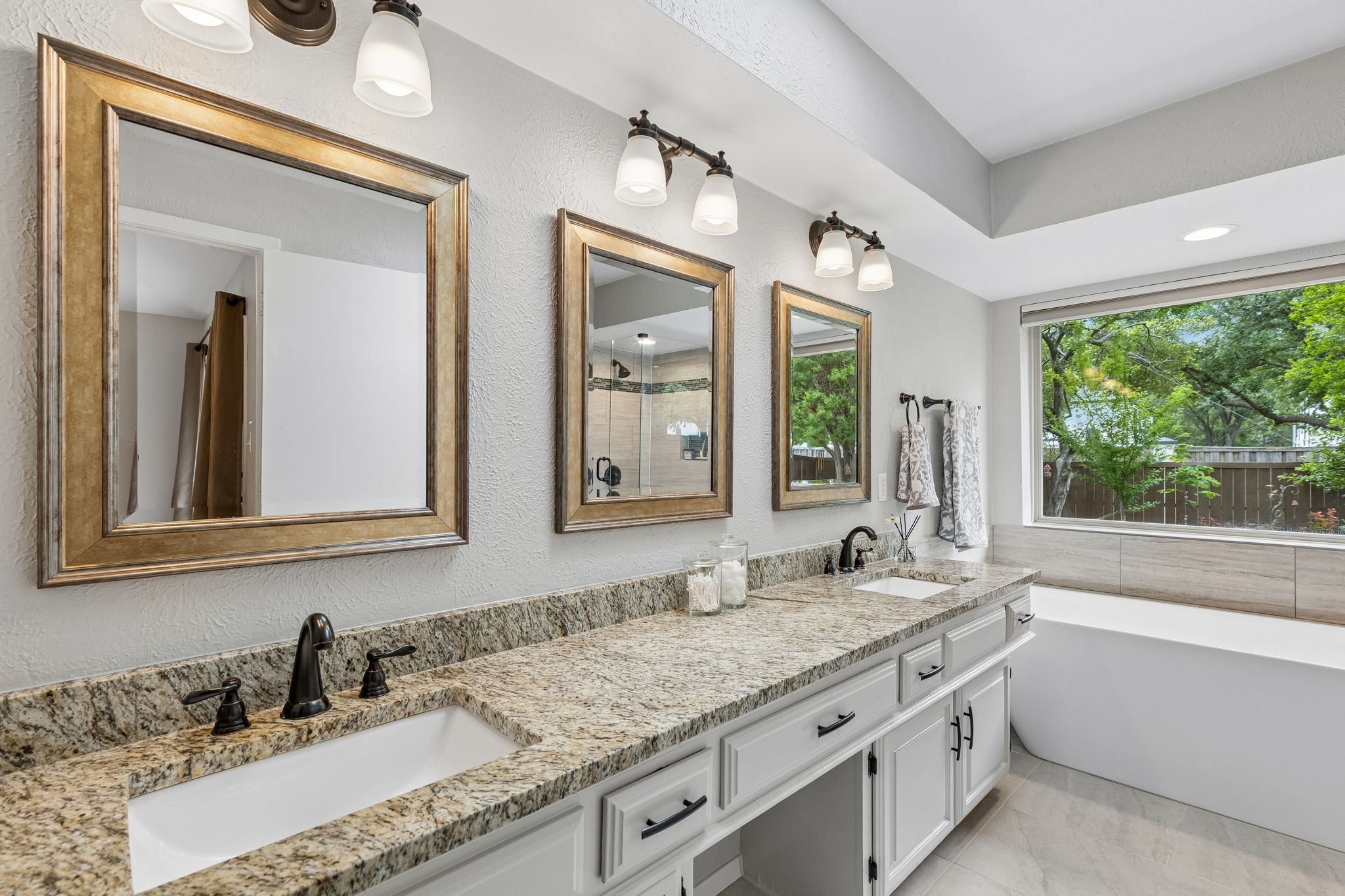12111 Cross Creek Drive Dallas TX 75243