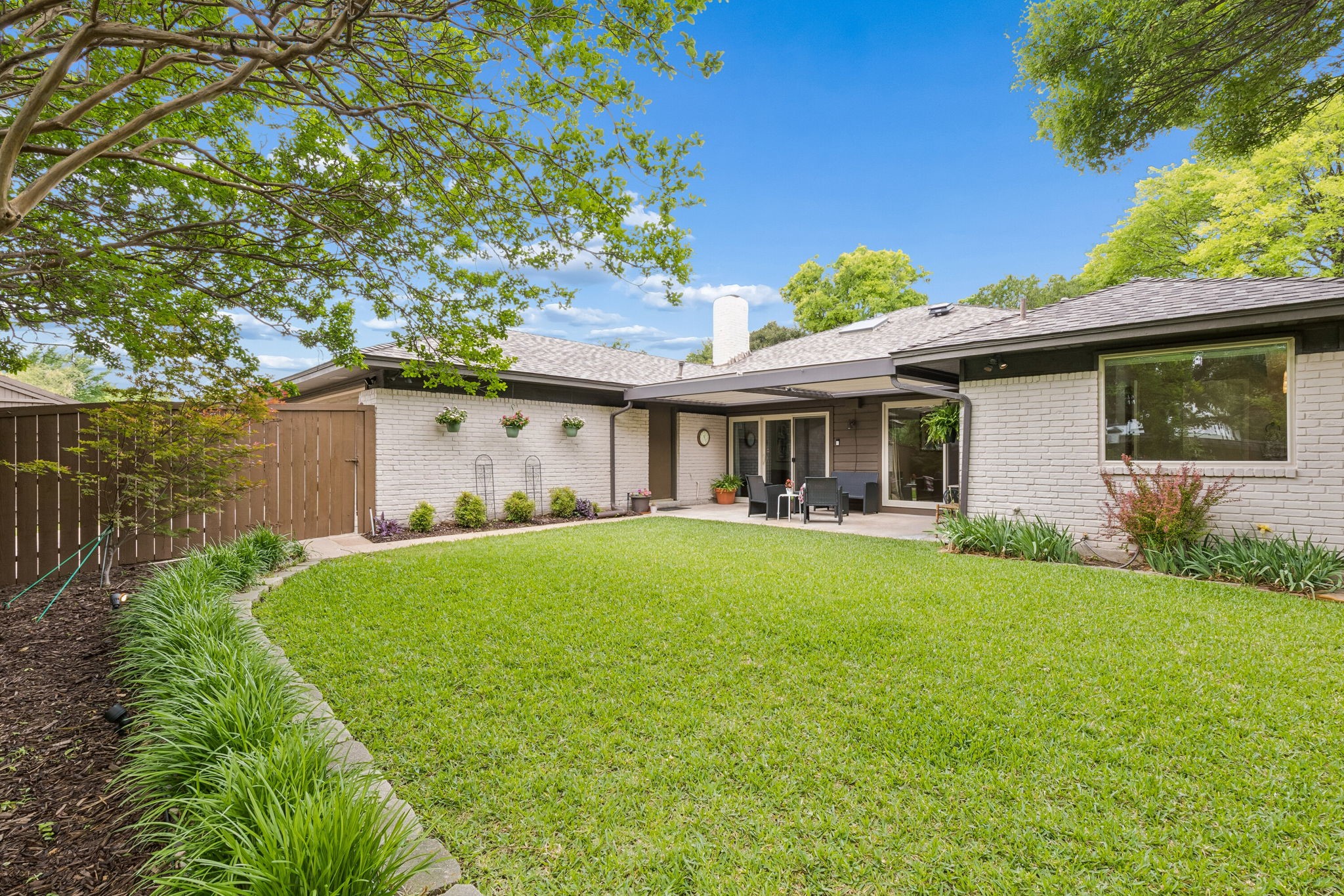 12111 Cross Creek Drive Dallas TX 75243
