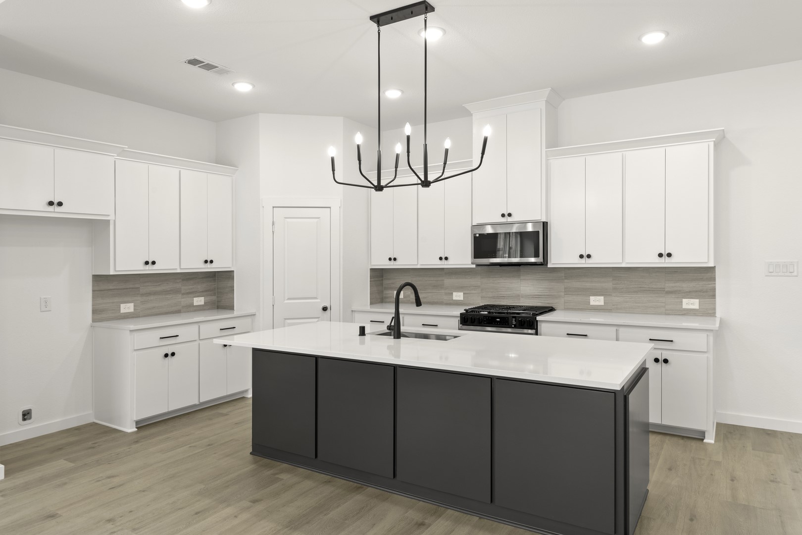 512 Sherwood Melissa TX 75454
