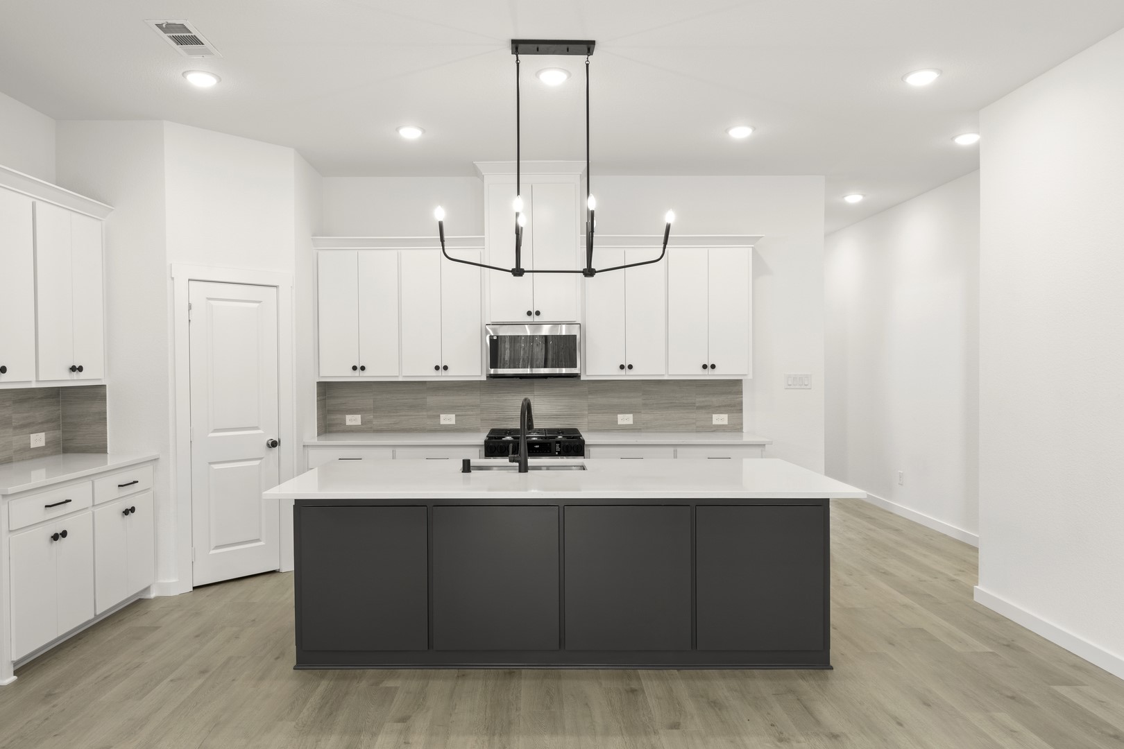 512 Sherwood Melissa TX 75454