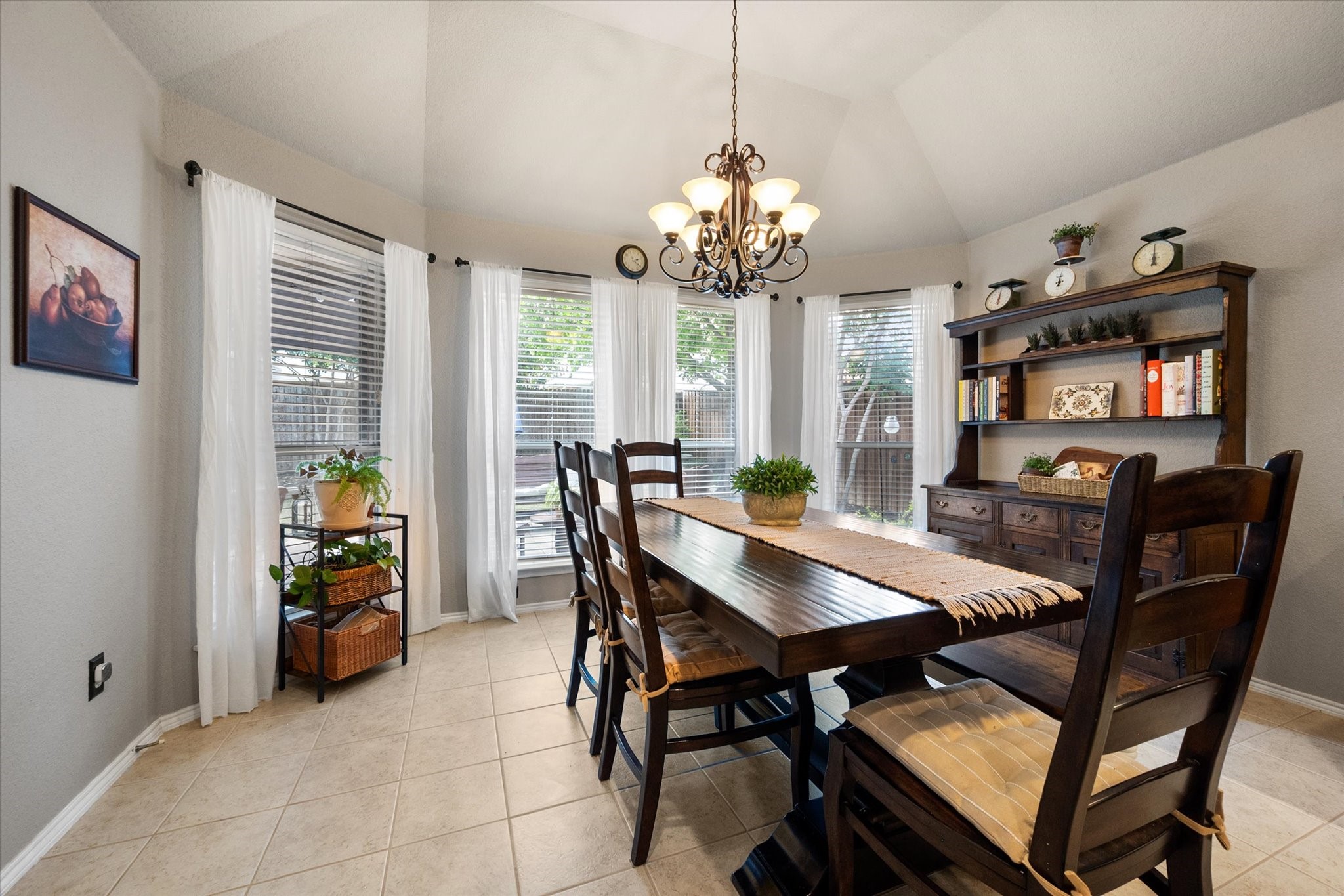 909 Mesquite Drive Burleson TX 76028