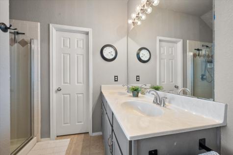 909 Mesquite Drive Burleson TX 76028
