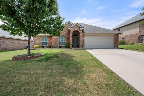 909 Mesquite Drive Burleson TX 76028