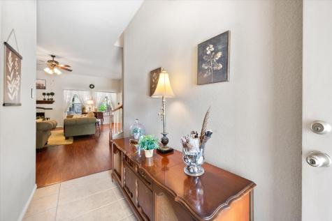 909 Mesquite Drive Burleson TX 76028