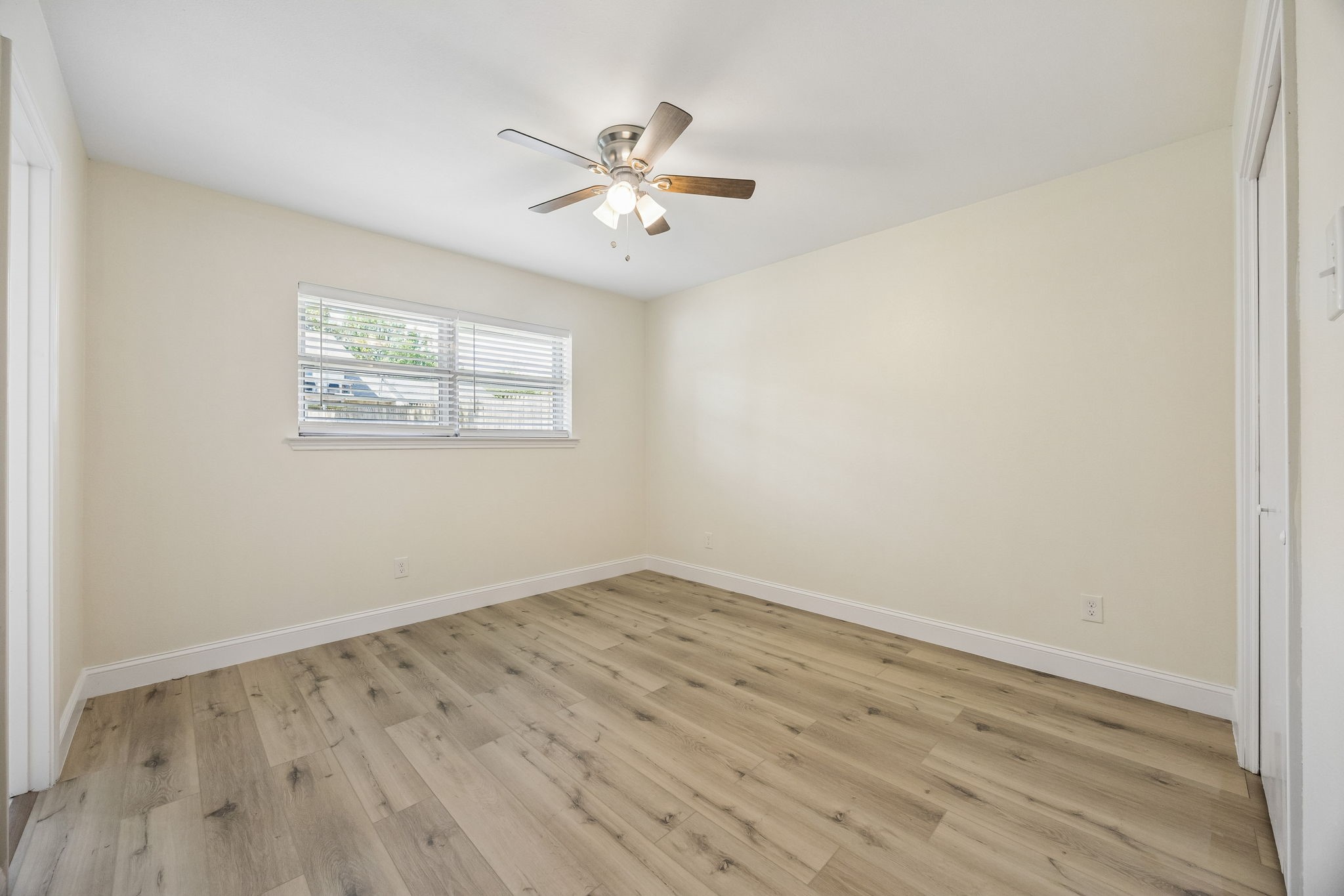 904 Shelley Drive Arlington TX 76012