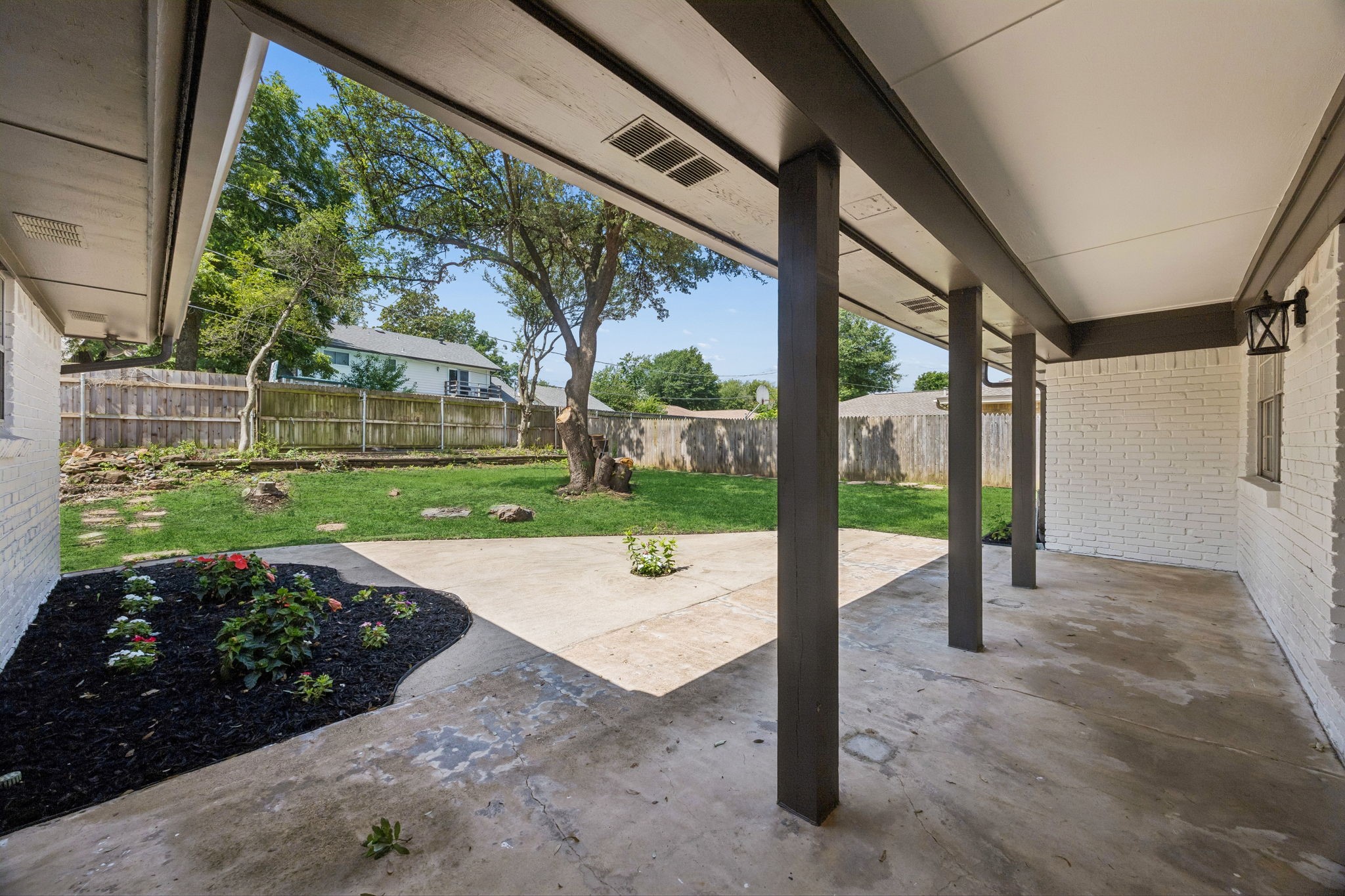 904 Shelley Drive Arlington TX 76012