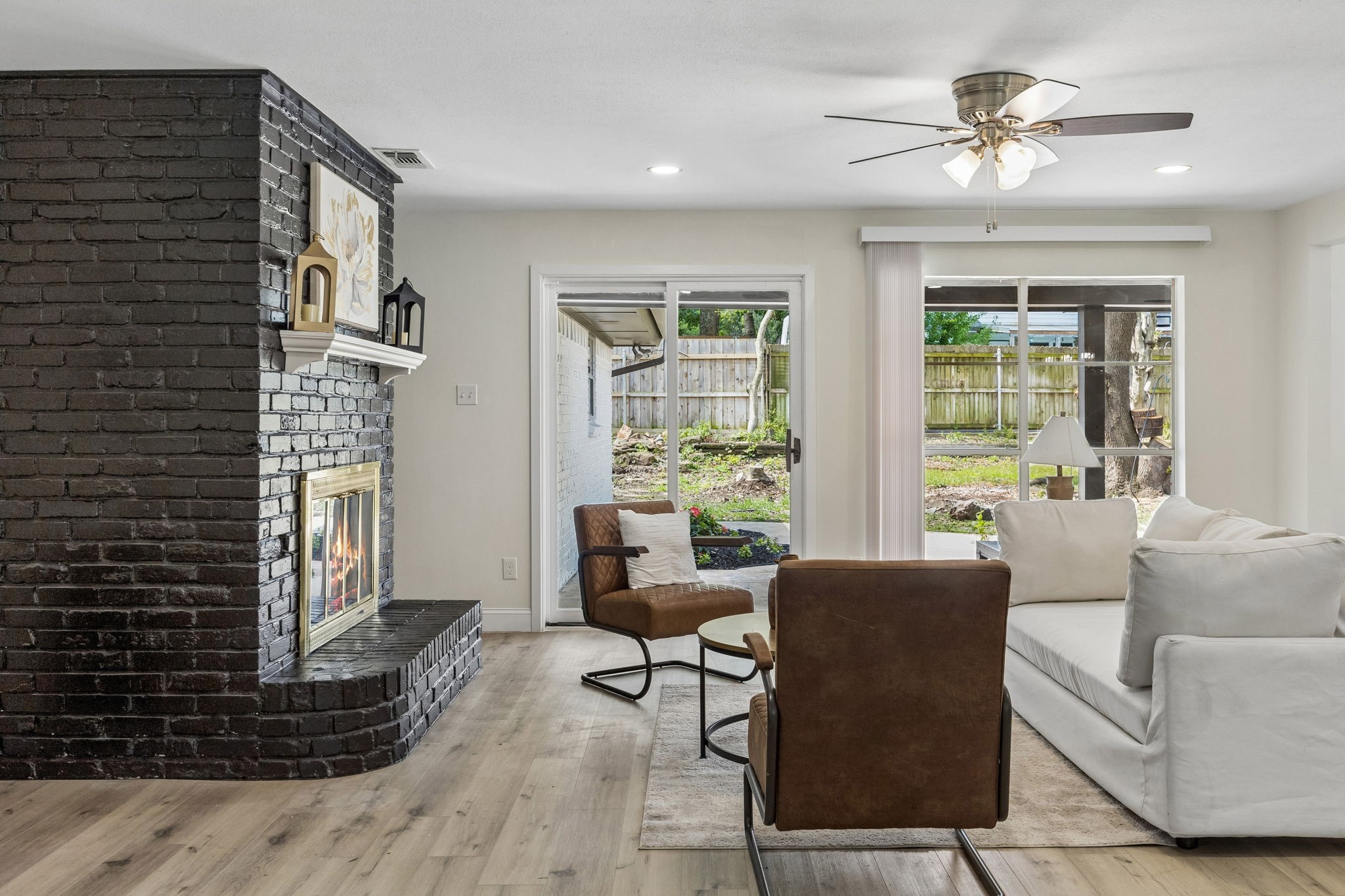 904 Shelley Drive Arlington TX 76012