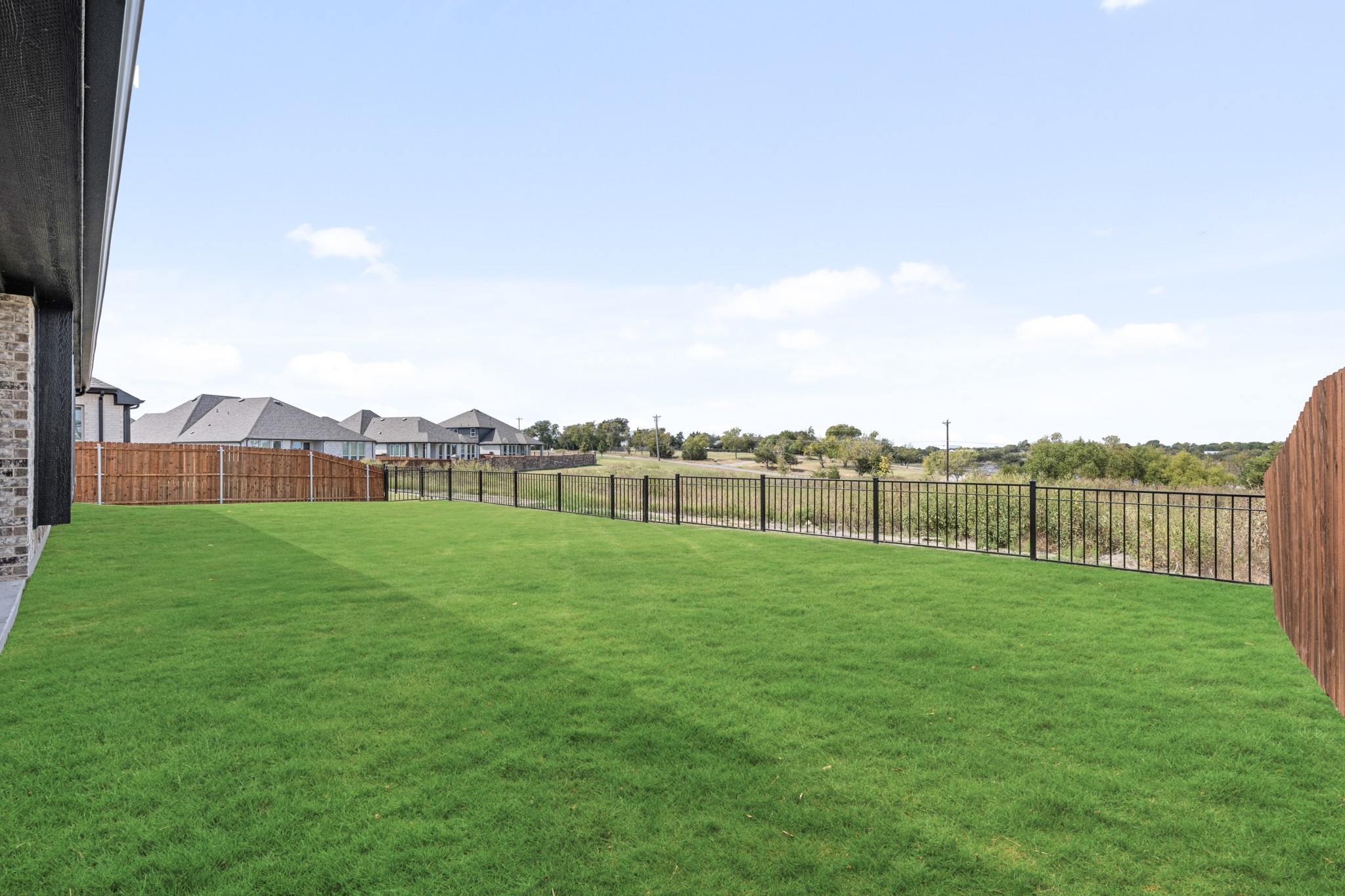 2417 Cornwall Lane Forney TX 75126