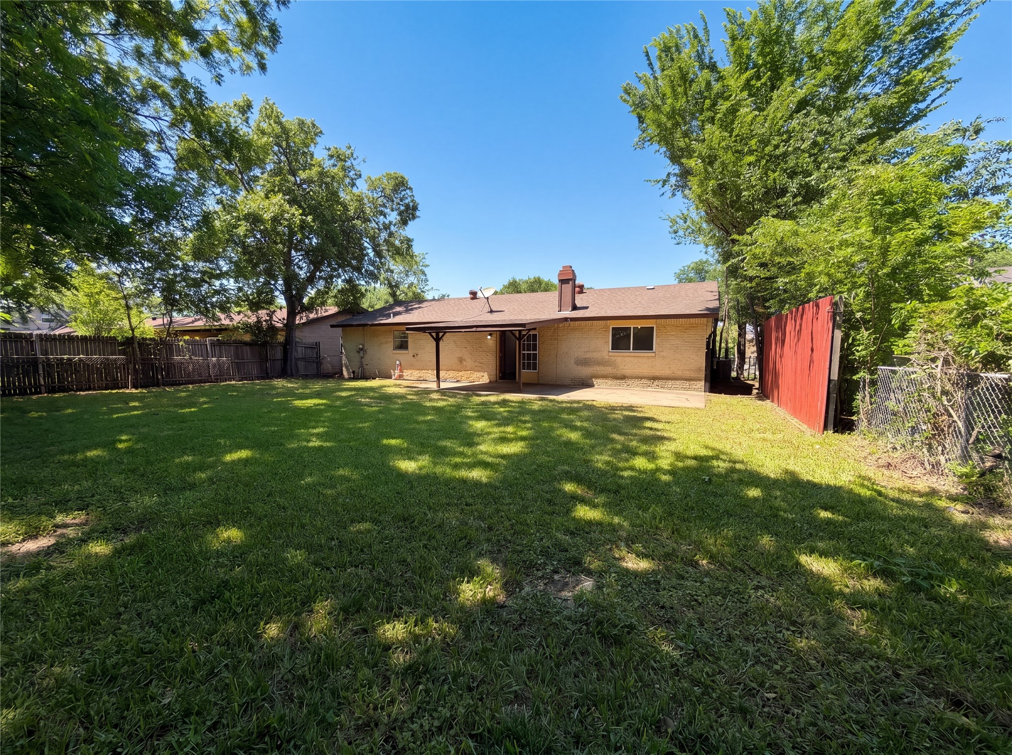 1500 Janann Avenue Arlington TX 76014