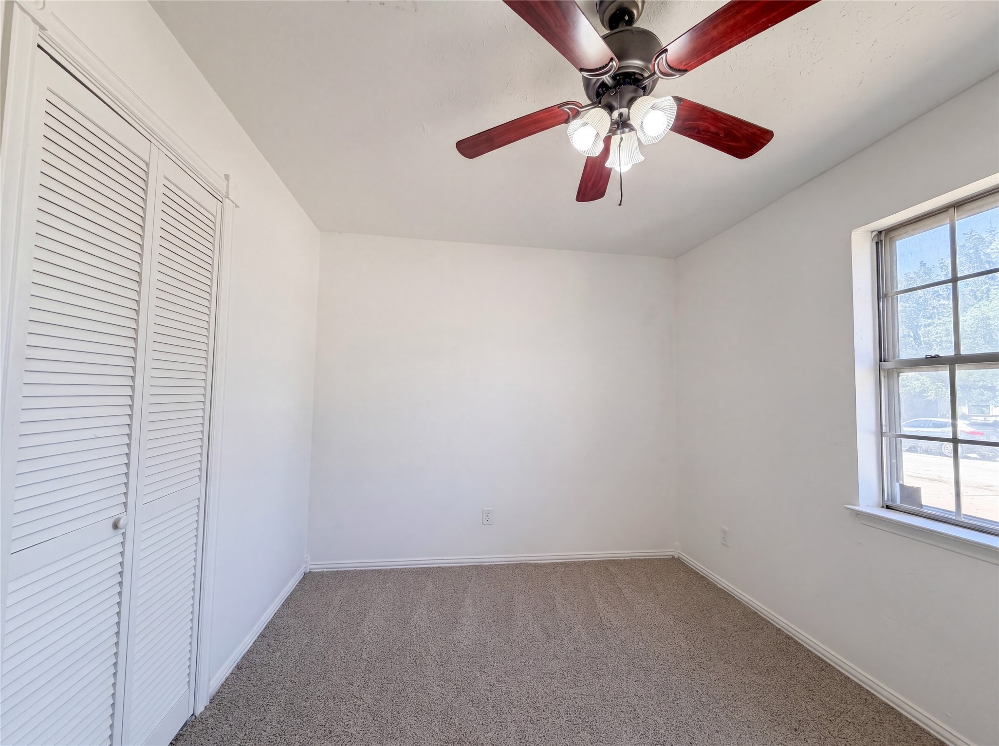 1500 Janann Avenue Arlington TX 76014