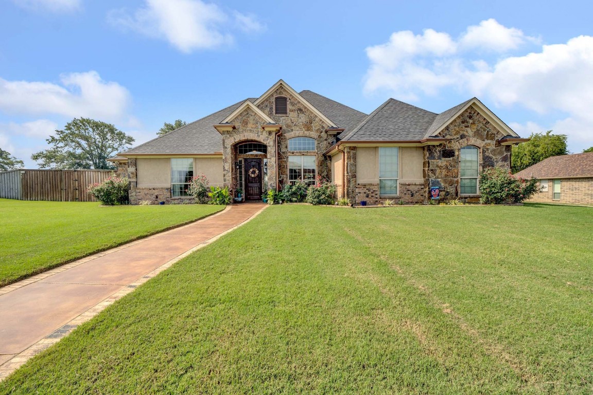 182 Zambezi Lane Bullard TX 75757