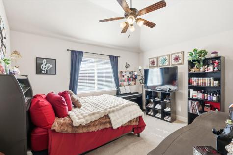 1004 Longhorn Drive Aubrey TX 76227