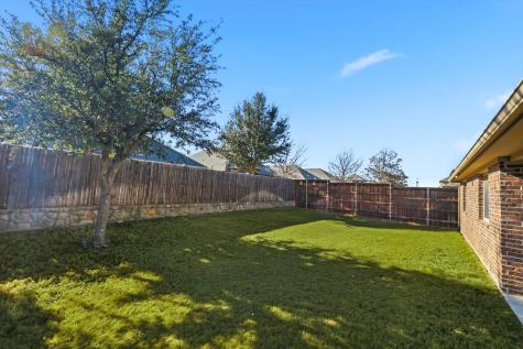 1004 Longhorn Drive Aubrey TX 76227