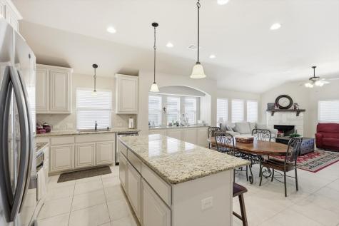 1004 Longhorn Drive Aubrey TX 76227