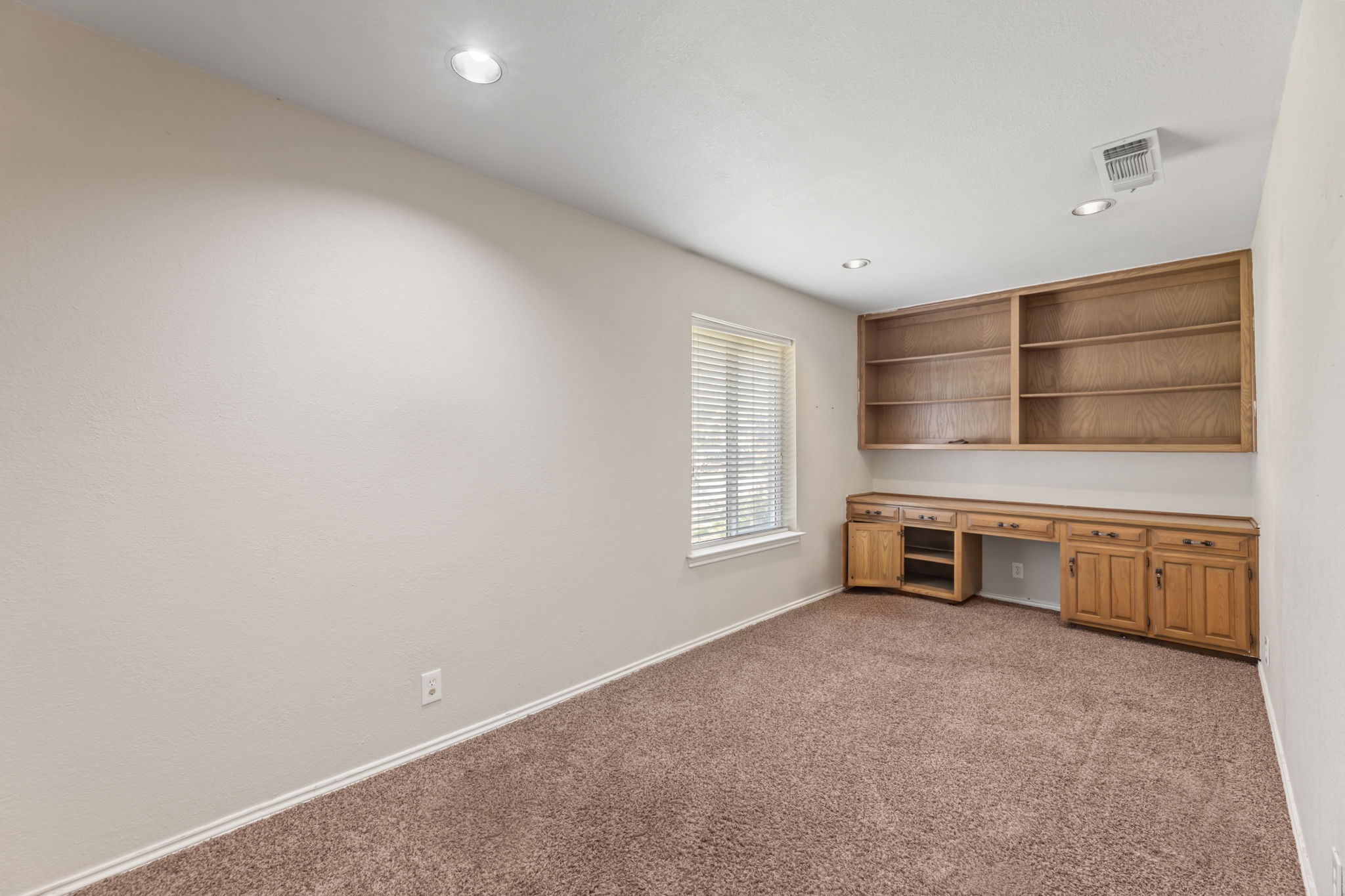 817 Sylvan Drive Fort Worth TX 76120