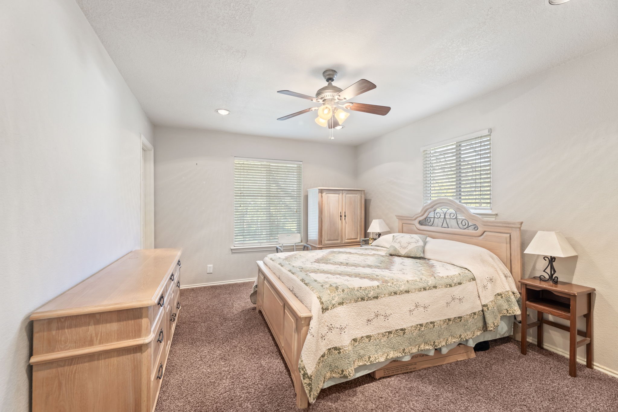817 Sylvan Drive Fort Worth TX 76120