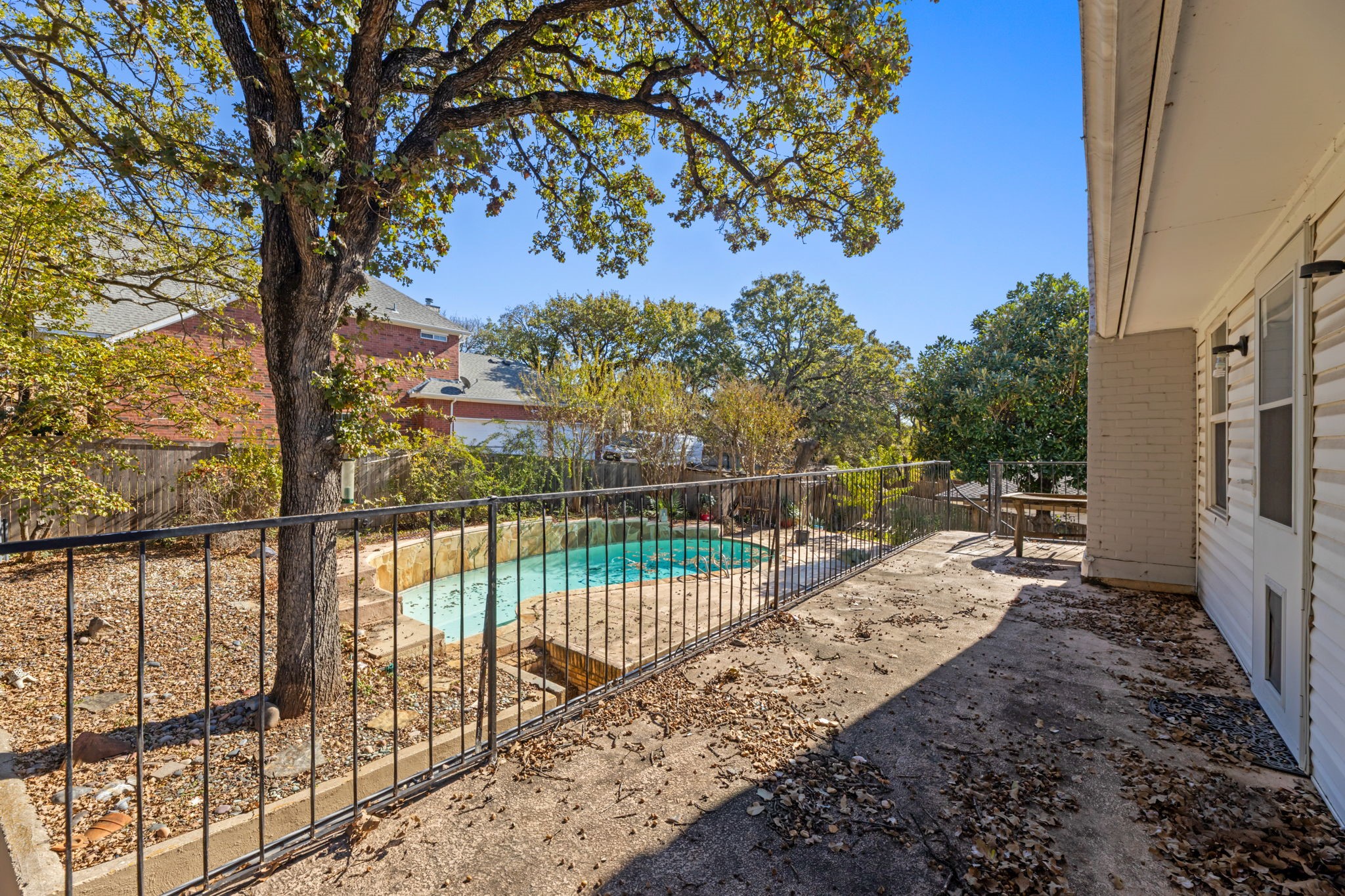 817 Sylvan Drive Fort Worth TX 76120