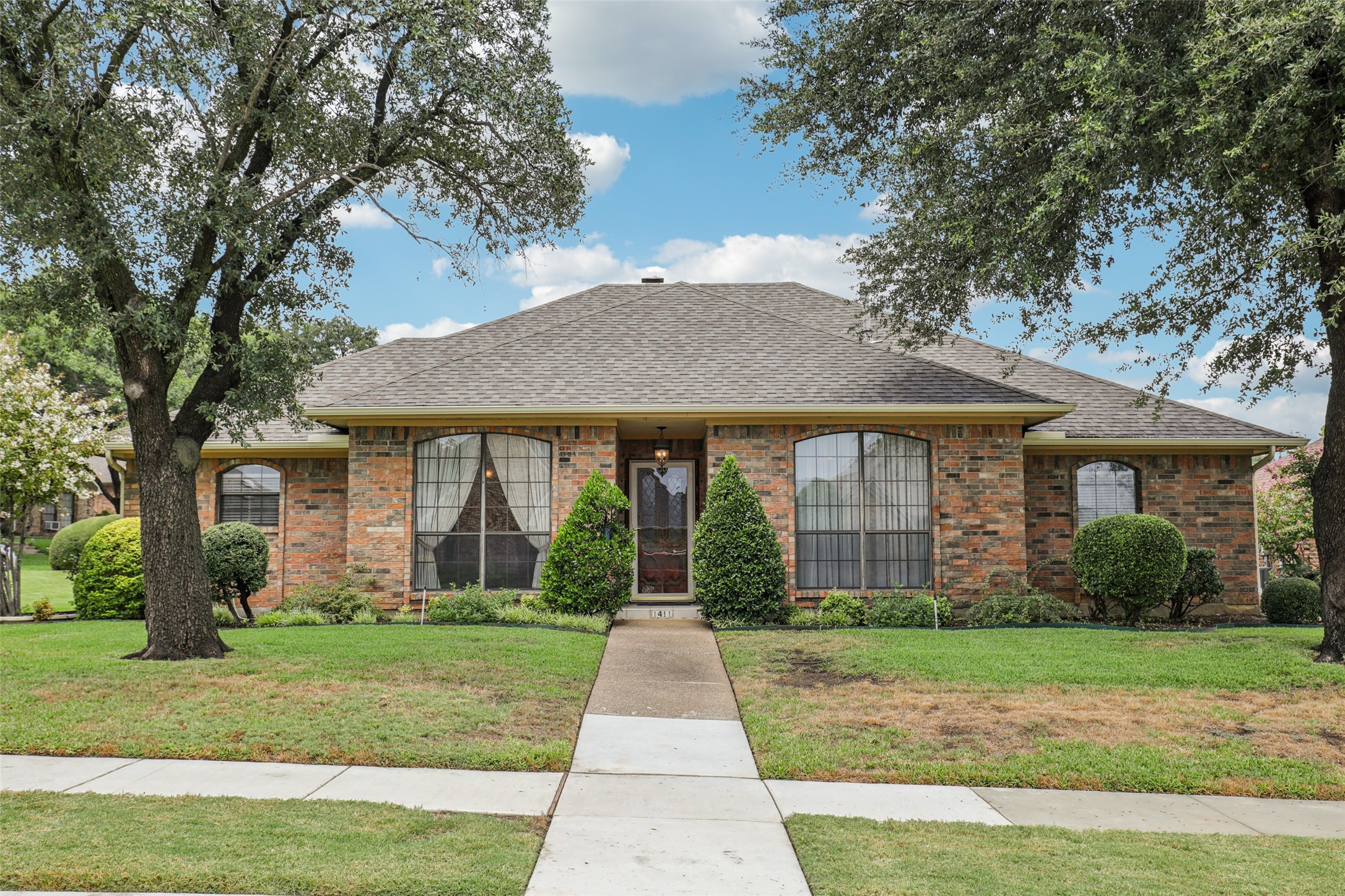 1411 Elizabeth Drive Carrollton TX 75007