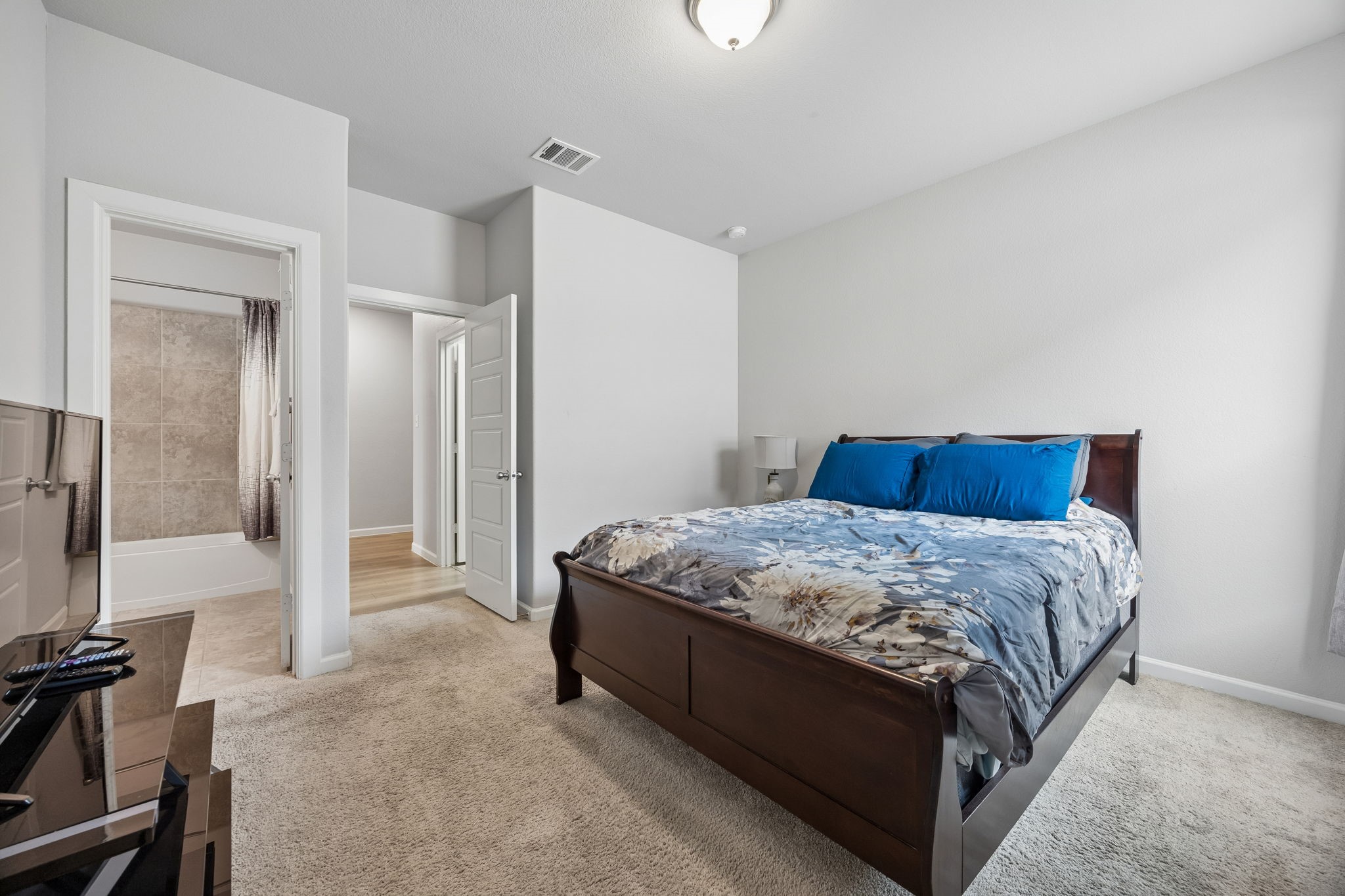 638 Hazeltine Road Red Oak TX 75154