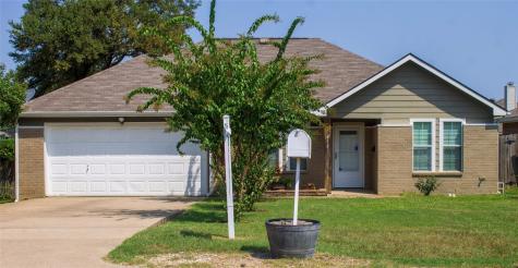 212 W 4th Street Kennedale TX 76060