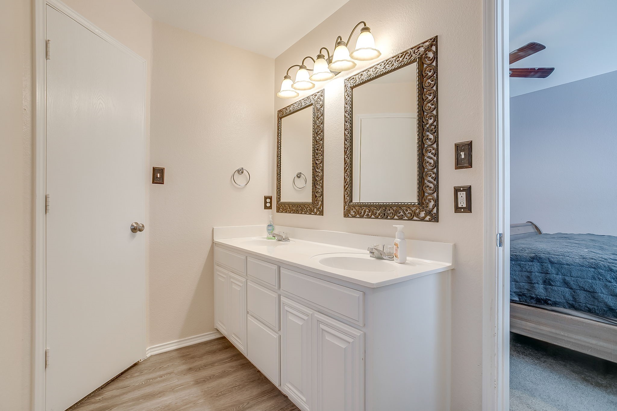 938 Jacobs Crossing Court Burleson TX 76028