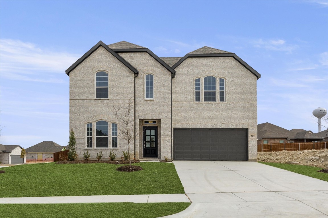 518 Lakeway Lane Justin TX 76247