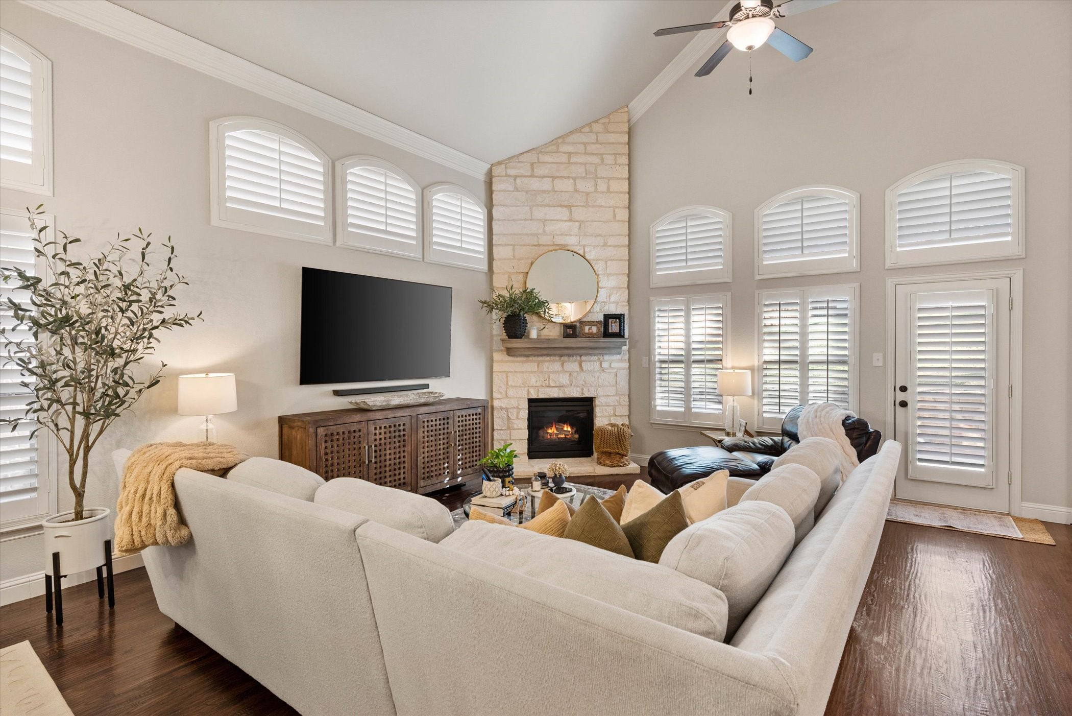 8112 Odell Street North Richland Hills TX 76182