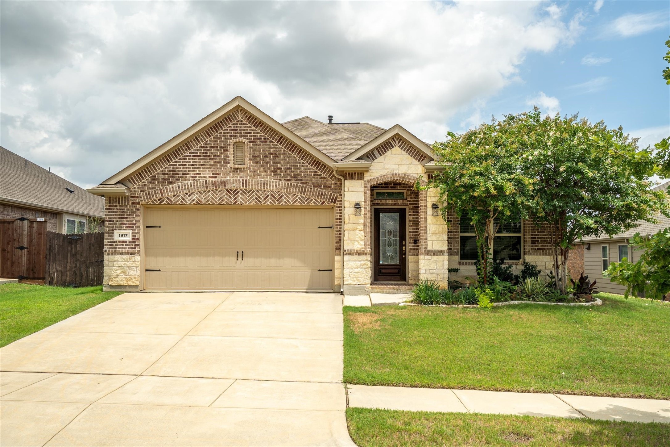 1917 Sapphire Street Denton TX 76210