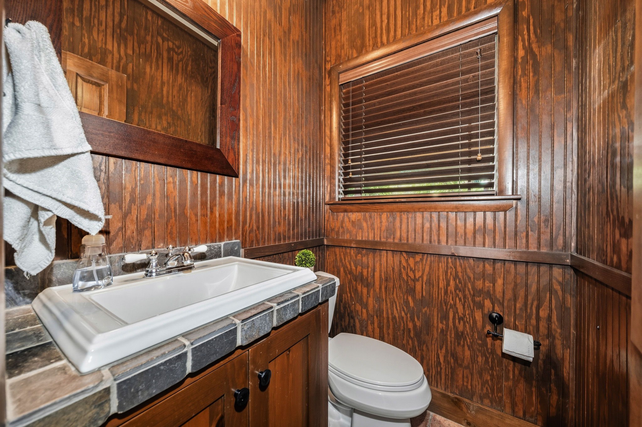 1341 F.m. 1947 Hillsboro TX 76645