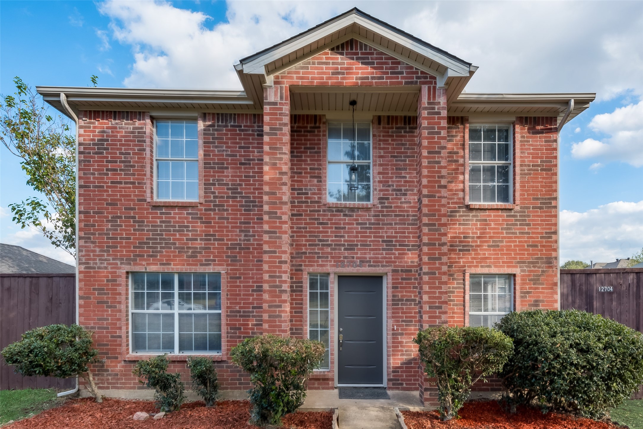 12704 Bluffview Drive Balch Springs TX 75180