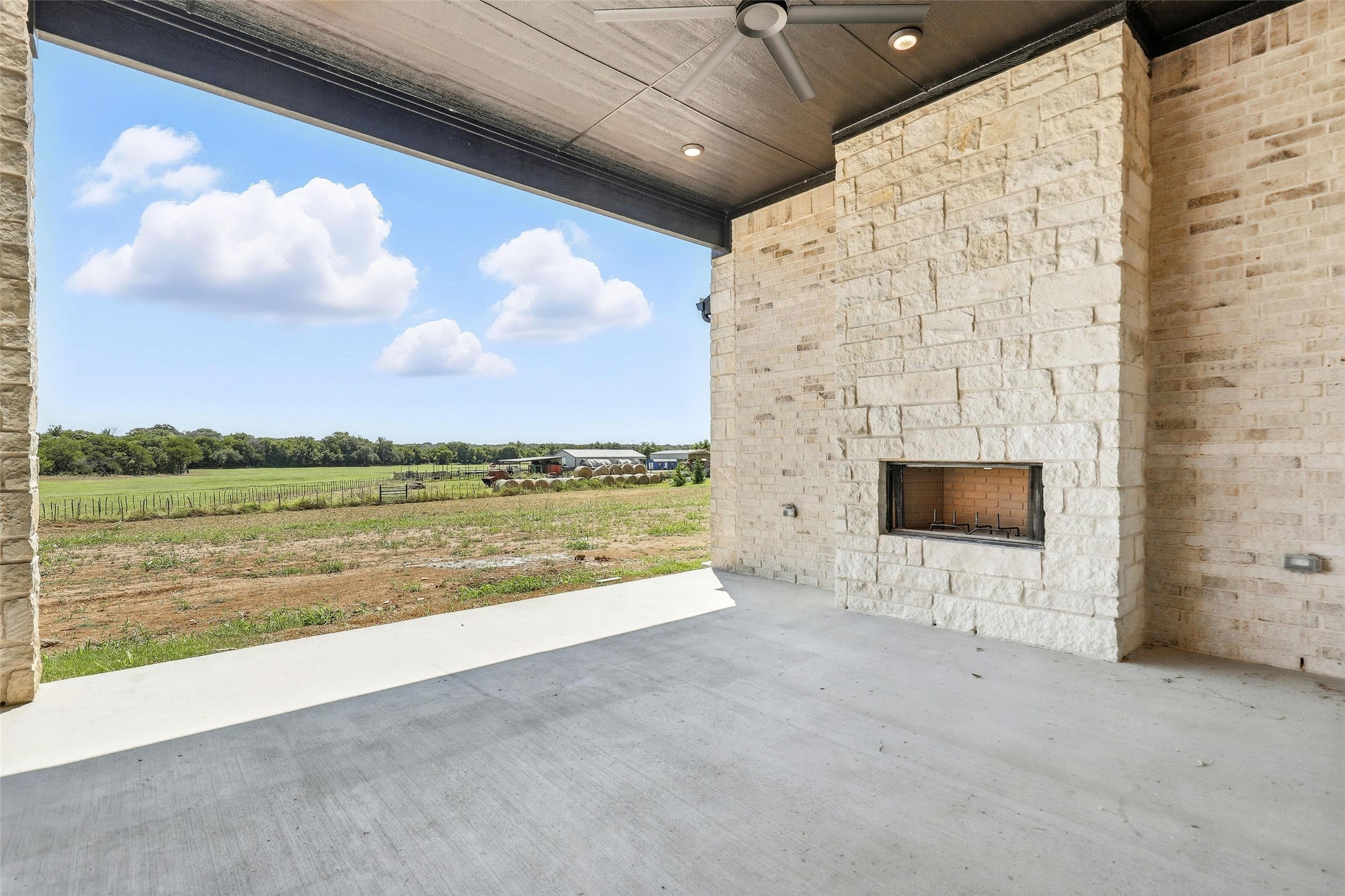 108 Gibson Bend Weatherford TX 76087