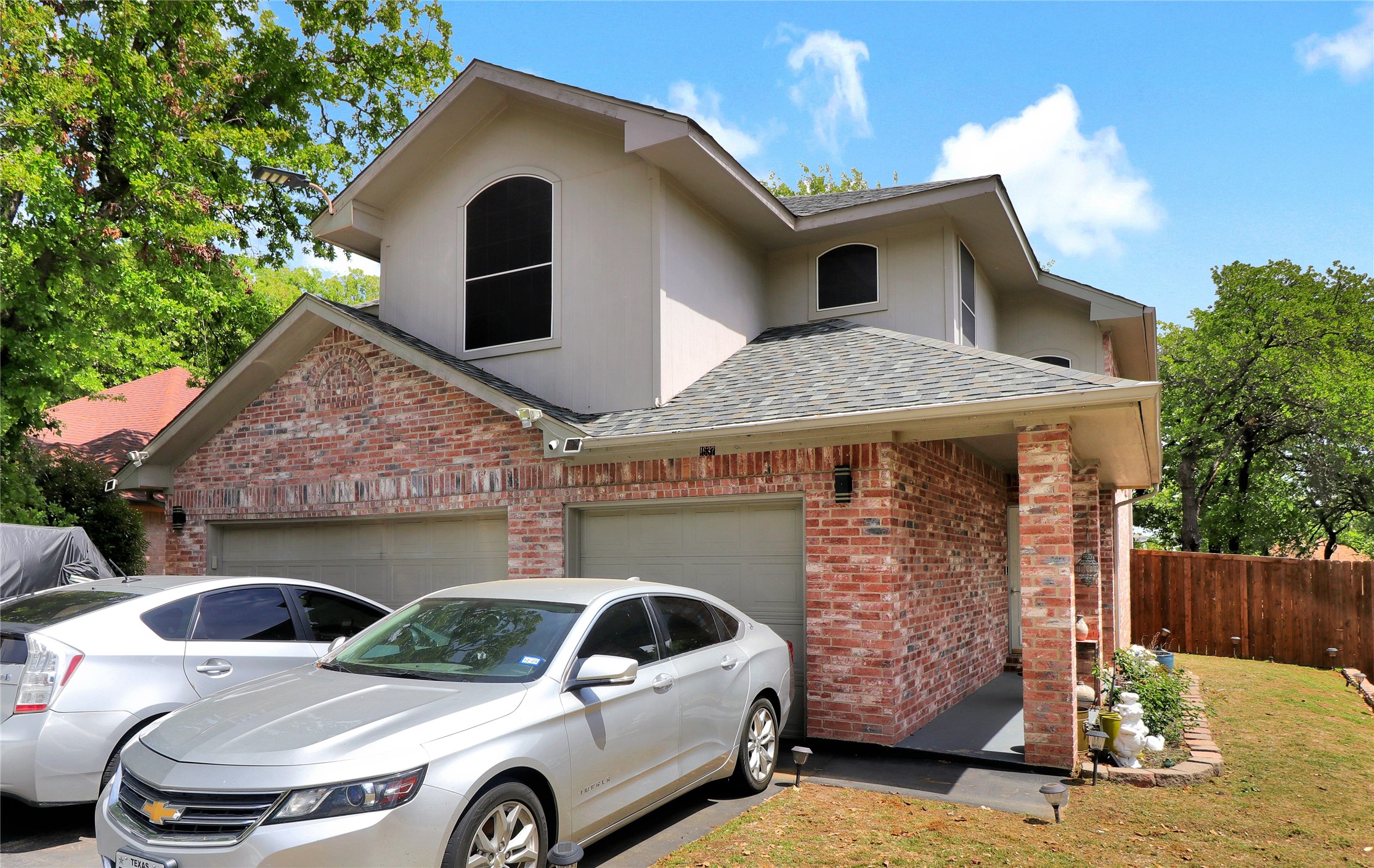 1637 Arbor Ridge Drive Fort Worth TX 76112