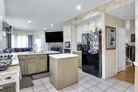 1637 Arbor Ridge Drive Fort Worth TX 76112