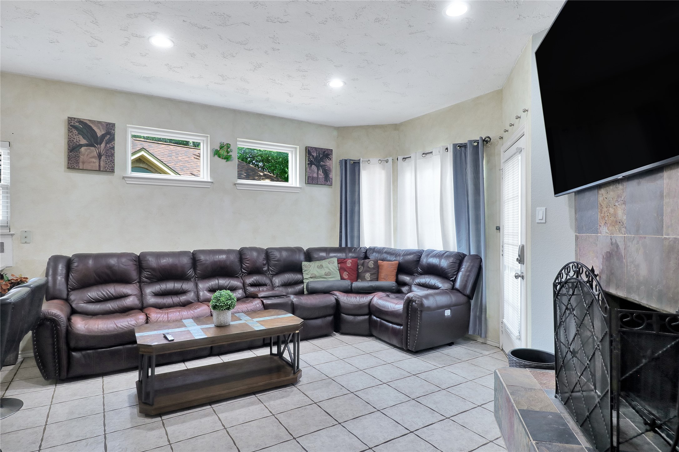 1637 Arbor Ridge Drive Fort Worth TX 76112