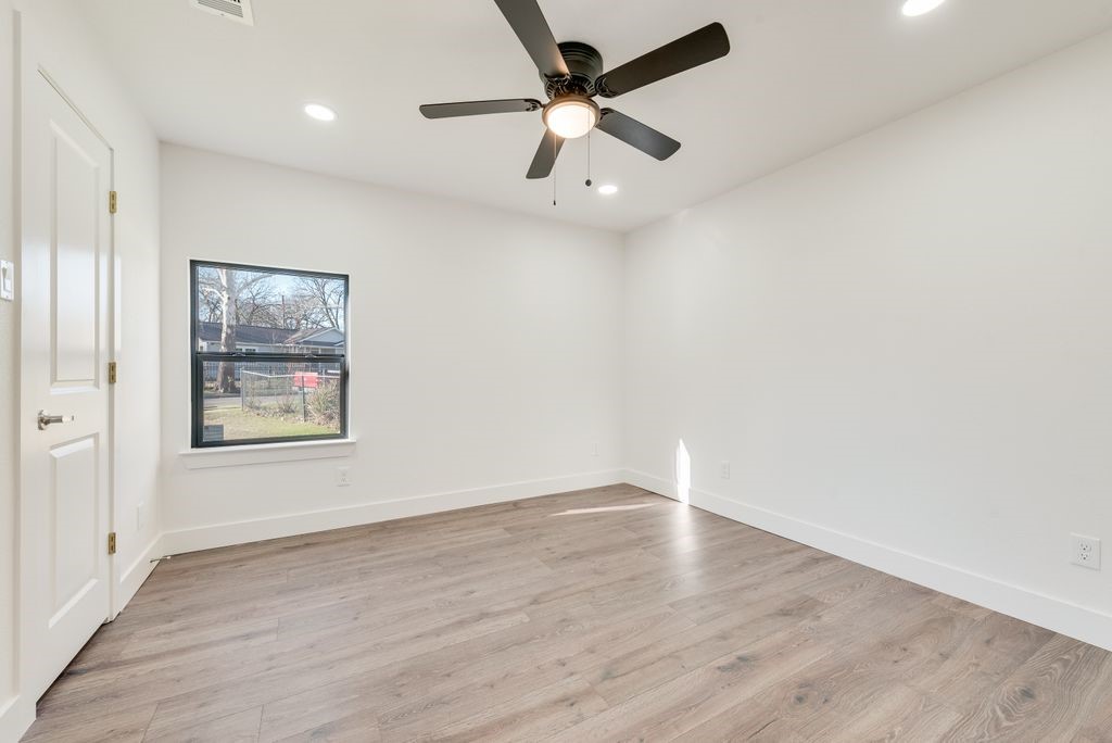 2505 Poinsettia Drive Dallas TX 75211