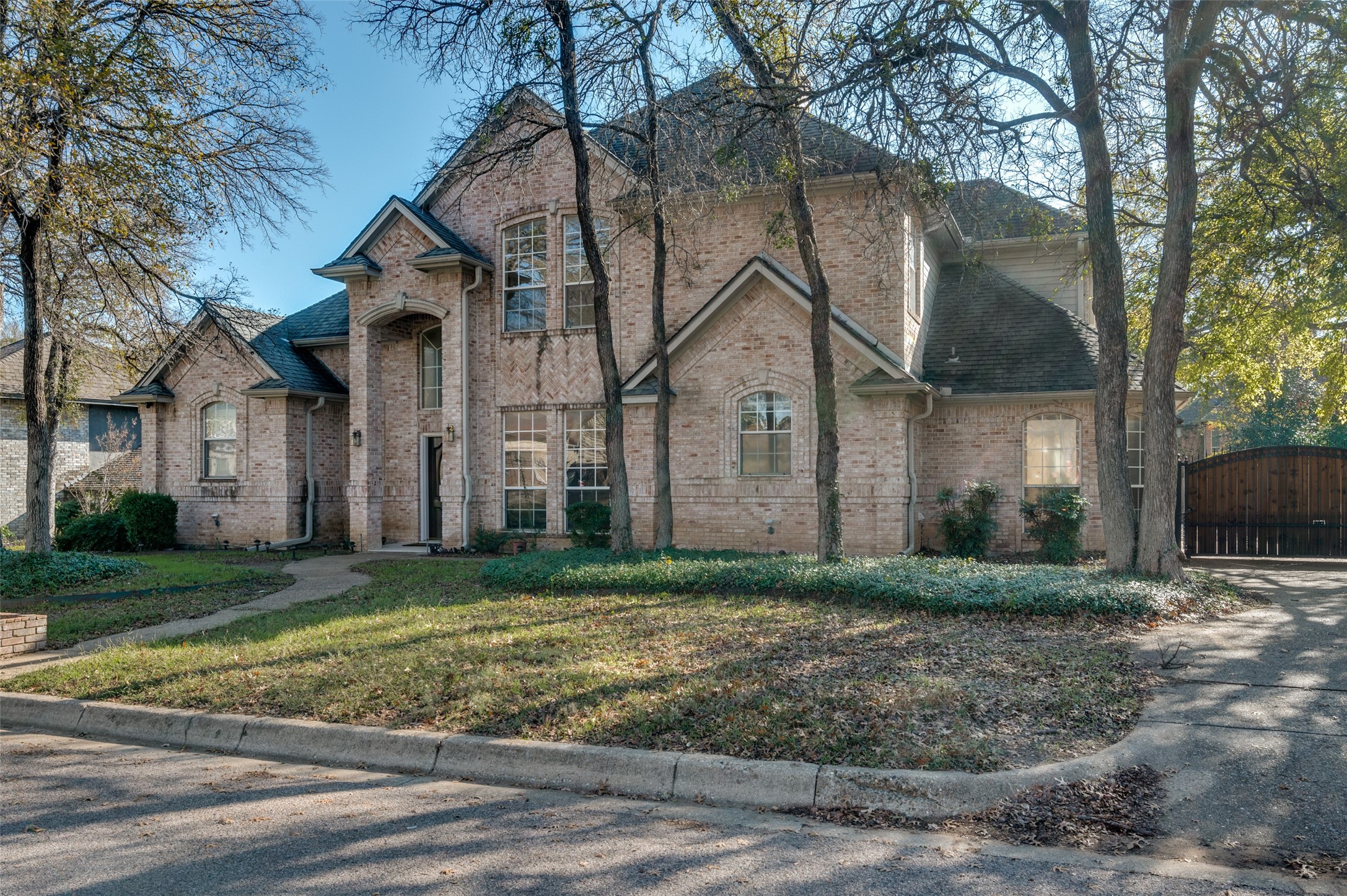 8720 Racquet Club Drive Fort Worth TX 76120